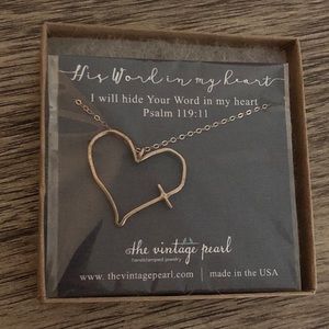 💙The vintage pearl💙